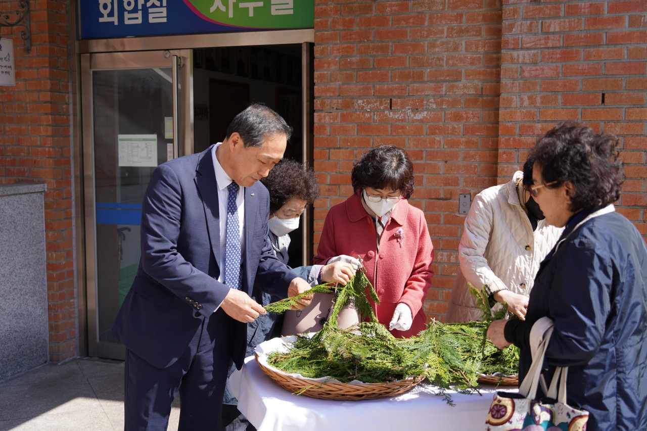 천주교 마산교구 반송성당_사진_20250414_3.jpg