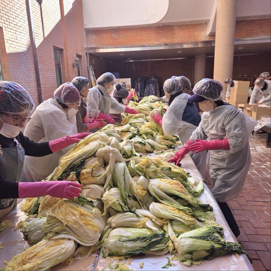 천주교 마산교구 반송성당_사진_20251206_1.jpg