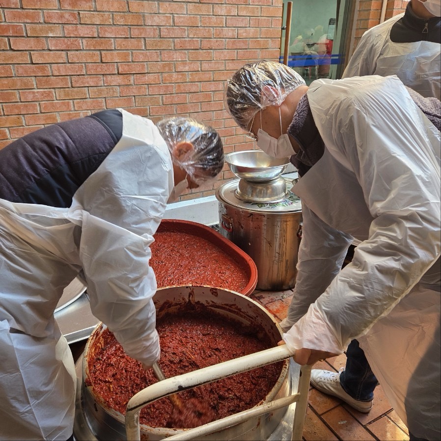 천주교 마산교구 반송성당_사진_20251206_2.jpg